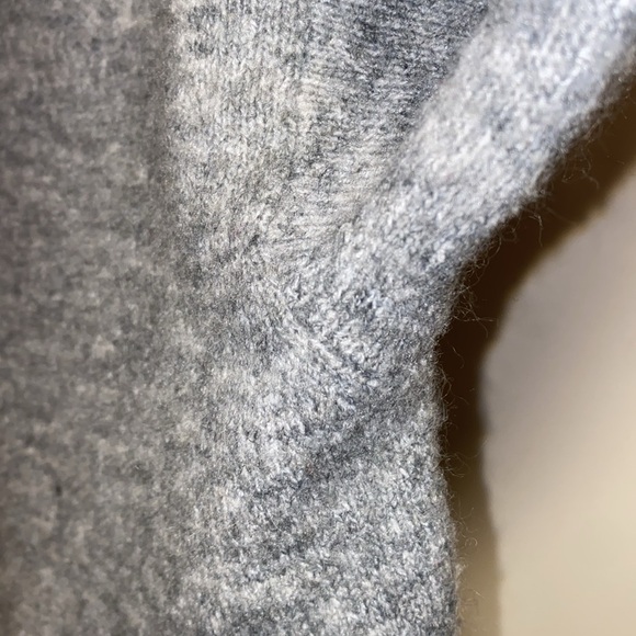H&M XS GRAY BEADED-COLLAR SWEATER - Picture 7 of 11
